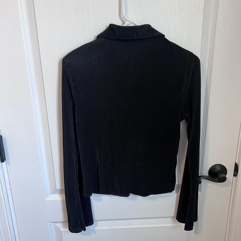 RO & DE Black Plisse Pleated Button Down Long Sleeve Blouse AGU9039T NWT Small - Picture 5 of 13